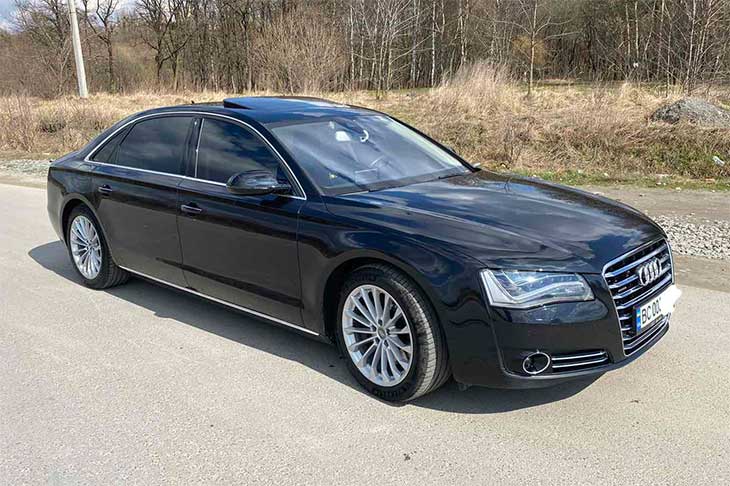 Оренда авто з водієм Львів Оренда авто Audi A8 з водієм ціна у Львові